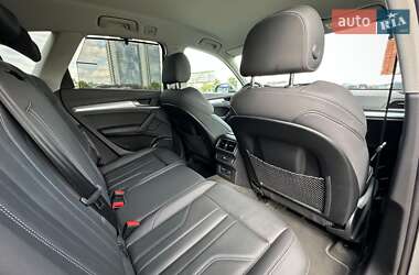 Внедорожник / Кроссовер Audi Q5 2022 в 