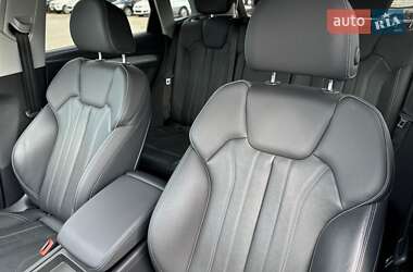 Внедорожник / Кроссовер Audi Q5 2022 в 