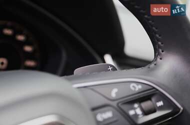 Позашляховик / Кросовер Audi Q5 2019 в 