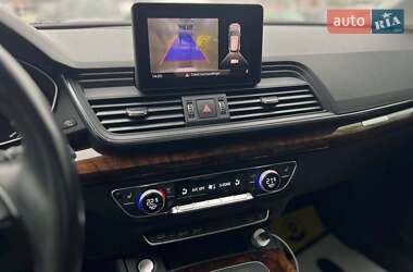 Внедорожник / Кроссовер Audi Q5 2017 в 