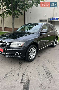 Внедорожник / Кроссовер Audi Q5 2016 в 