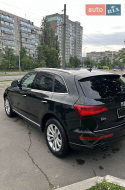 Внедорожник / Кроссовер Audi Q5 2016 в 