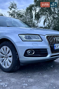 Внедорожник / Кроссовер Audi Q5 2012 в 