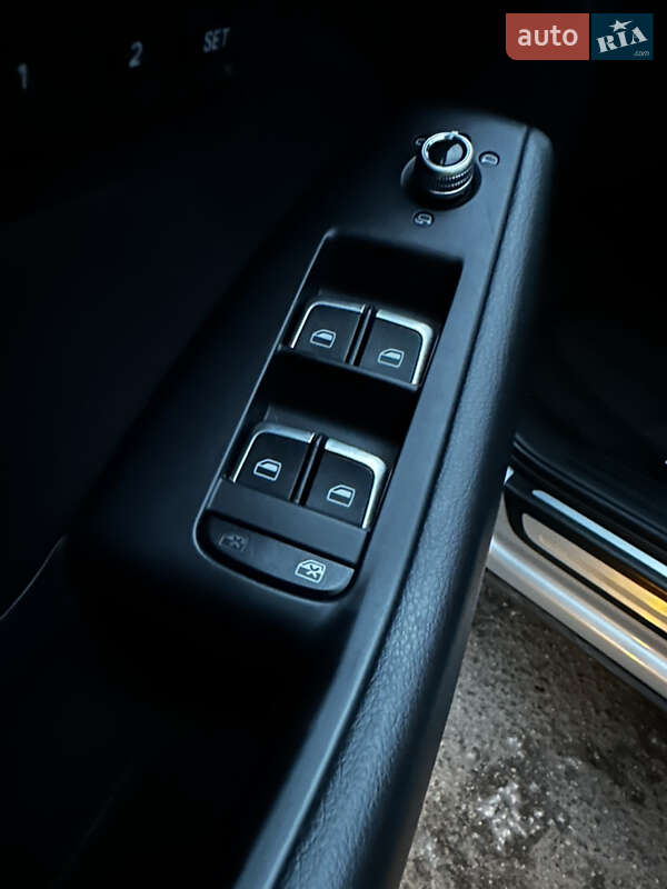 Внедорожник / Кроссовер Audi Q5 2012 в Киеве