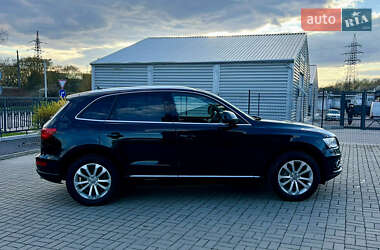Позашляховик / Кросовер Audi Q5 2014 в 