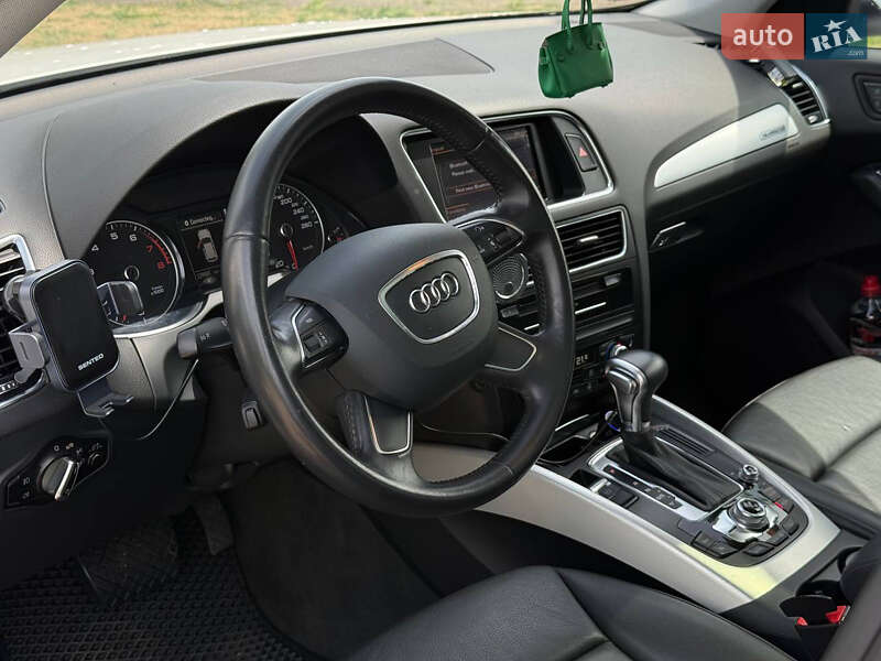 Позашляховик / Кросовер Audi Q5 2013 в Кривому Розі