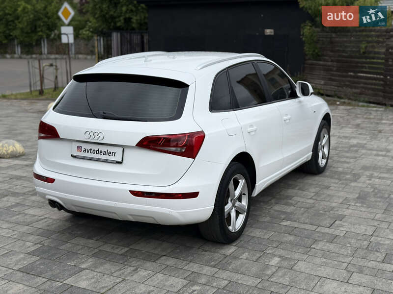 Внедорожник / Кроссовер Audi Q5 2012 в Тячеве