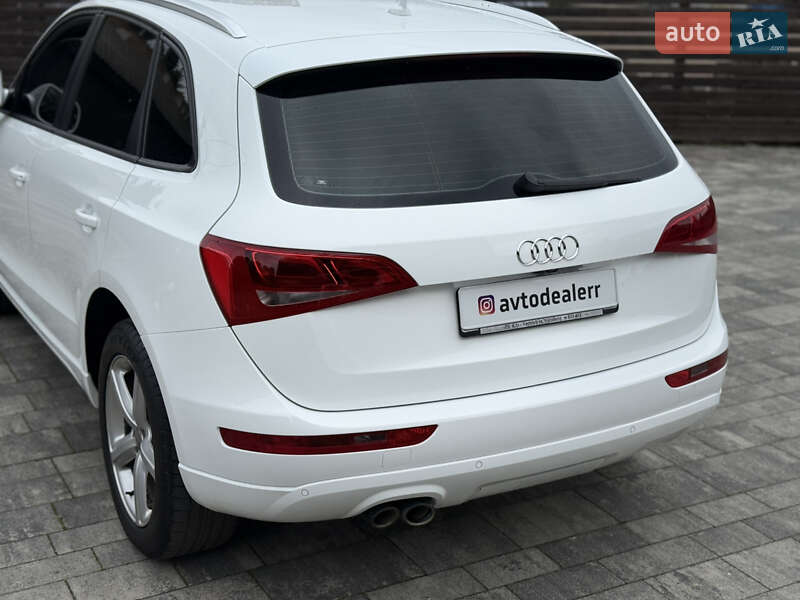 Внедорожник / Кроссовер Audi Q5 2012 в Тячеве