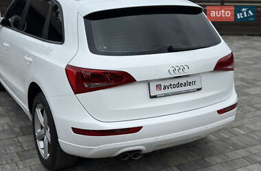 Внедорожник / Кроссовер Audi Q5 2012 в 