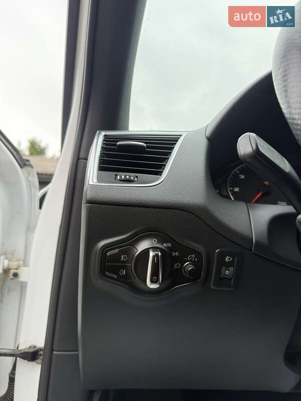 Внедорожник / Кроссовер Audi Q5 2012 в Тячеве