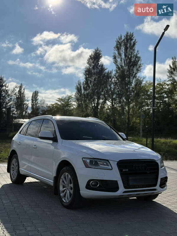 Внедорожник / Кроссовер Audi Q5 2014 в Виноградове
