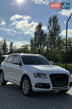 Позашляховик / Кросовер Audi Q5 2014 в 