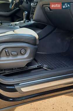 Внедорожник / Кроссовер Audi Q5 2011 в 