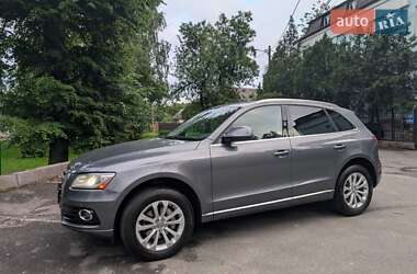 Позашляховик / Кросовер Audi Q5 2015 в 