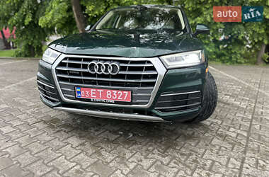 Внедорожник / Кроссовер Audi Q5 2017 в 