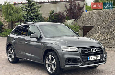 Внедорожник / Кроссовер Audi Q5 2020 в 