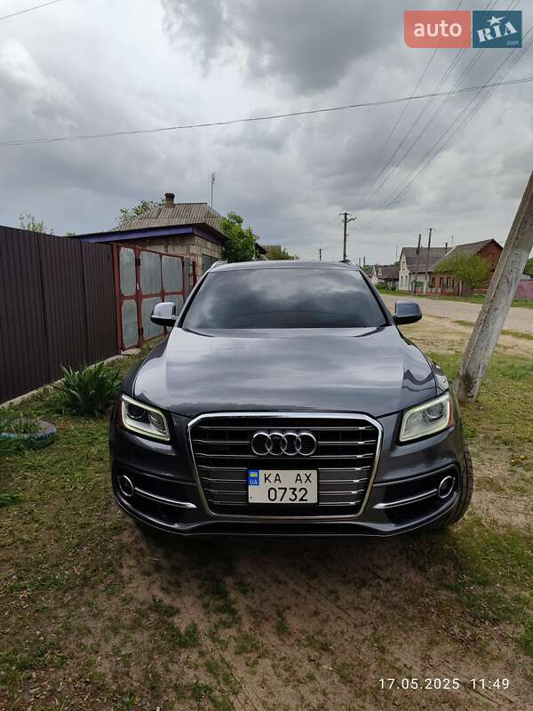 Внедорожник / Кроссовер Audi Q5 2012 в Семеновке