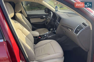 Позашляховик / Кросовер Audi Q5 2014 в 