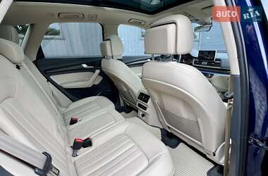 Позашляховик / Кросовер Audi Q5 2017 в 