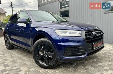 Позашляховик / Кросовер Audi Q5 2017 в 