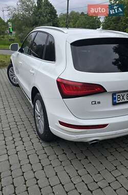 Внедорожник / Кроссовер Audi Q5 2012 в 