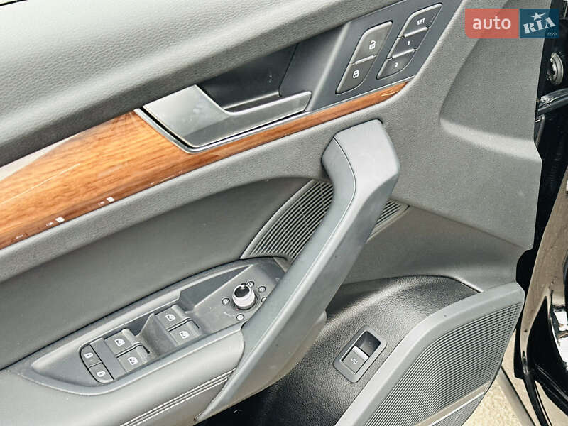 Внедорожник / Кроссовер Audi Q5 2023 в Харькове