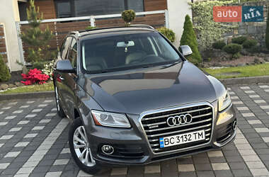 Внедорожник / Кроссовер Audi Q5 2015 в 