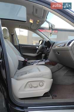 Внедорожник / Кроссовер Audi Q5 2011 в 