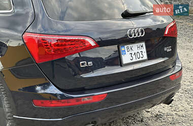 Позашляховик / Кросовер Audi Q5 2010 в 