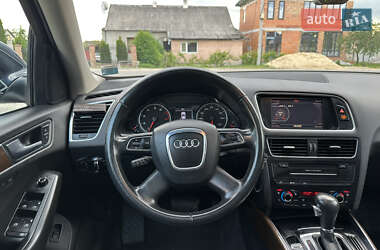 Позашляховик / Кросовер Audi Q5 2010 в 