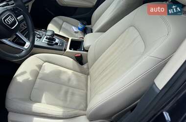 Внедорожник / Кроссовер Audi Q5 2020 в 