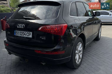 Внедорожник / Кроссовер Audi Q5 2010 в 