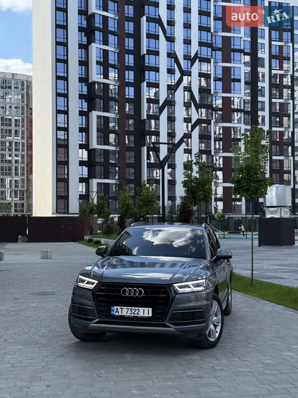 Внедорожник / Кроссовер Audi Q5 2019 в Ивано-Франковске