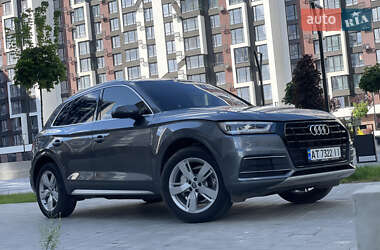 Внедорожник / Кроссовер Audi Q5 2019 в 