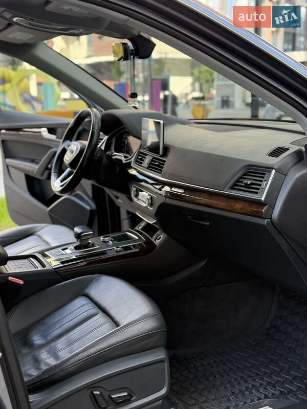 Внедорожник / Кроссовер Audi Q5 2019 в Ивано-Франковске