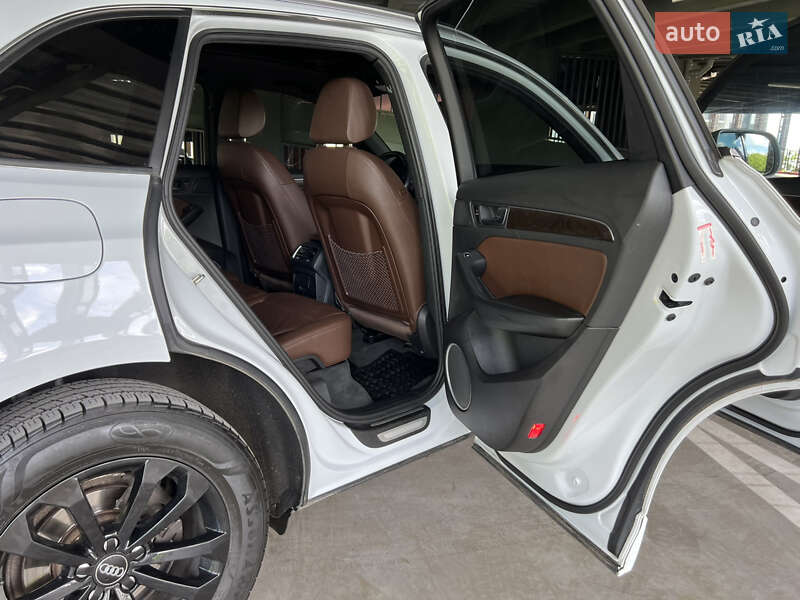 Внедорожник / Кроссовер Audi Q5 2015 в Харькове