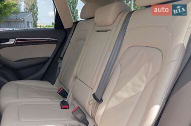 Позашляховик / Кросовер Audi Q5 2016 в 