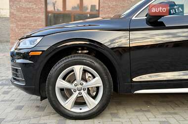 Внедорожник / Кроссовер Audi Q5 2020 в 