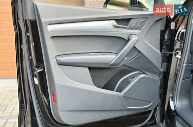 Внедорожник / Кроссовер Audi Q5 2020 в 