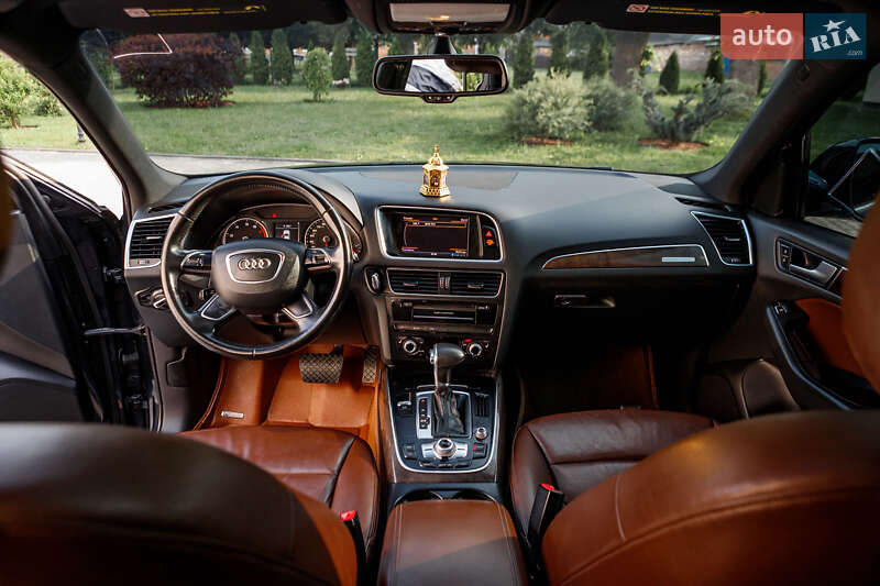 Внедорожник / Кроссовер Audi Q5 2012 в Баре
