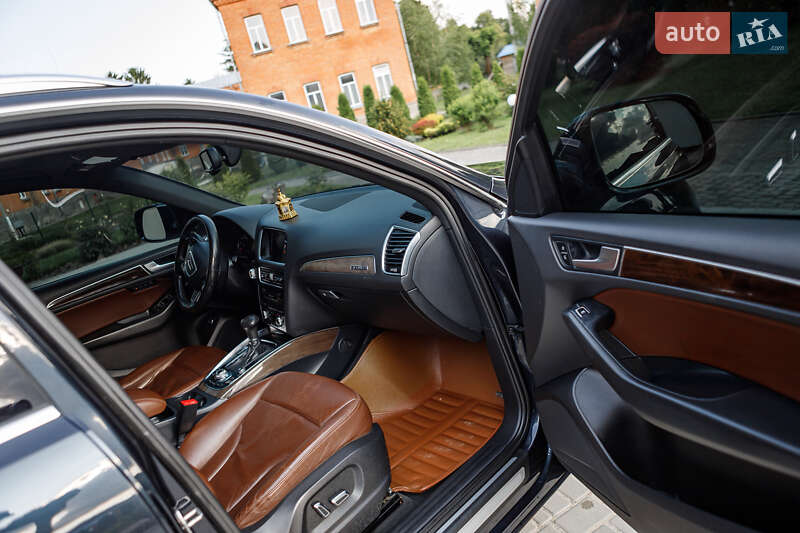 Внедорожник / Кроссовер Audi Q5 2012 в Баре