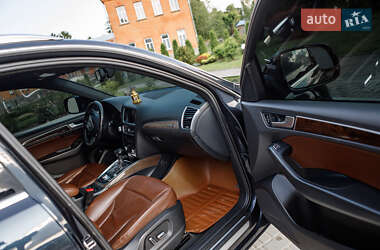 Внедорожник / Кроссовер Audi Q5 2012 в 