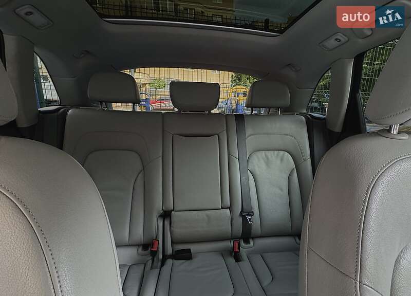 Внедорожник / Кроссовер Audi Q5 2014 в Киеве