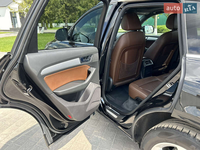 Внедорожник / Кроссовер Audi Q5 2016 в Дубно