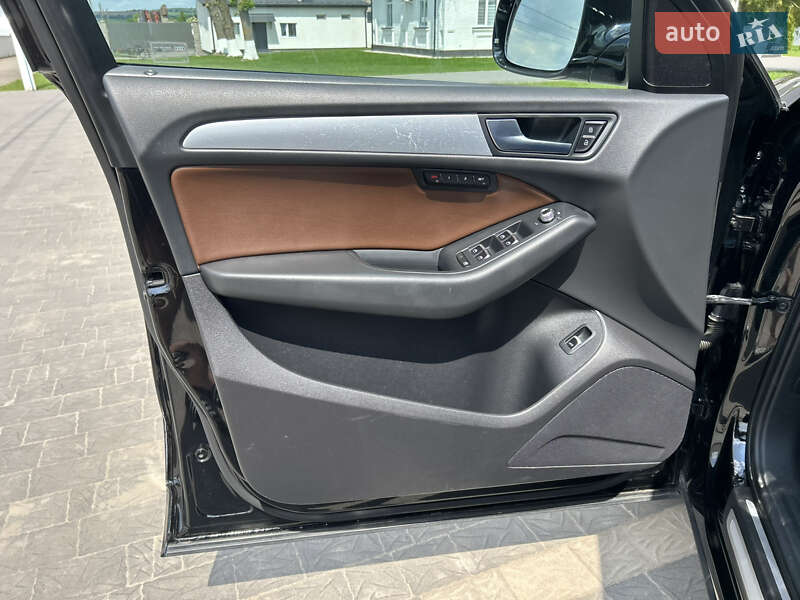 Внедорожник / Кроссовер Audi Q5 2016 в Дубно