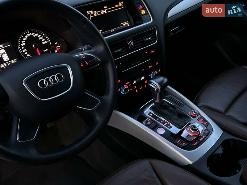 Внедорожник / Кроссовер Audi Q5 2016 в Дубно