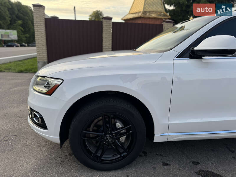 Позашляховик / Кросовер Audi Q5 2017 в Умані