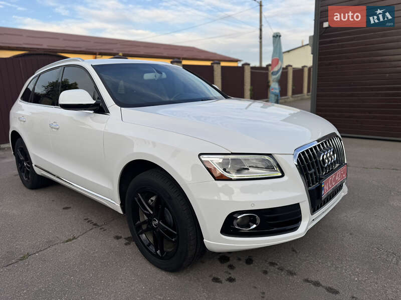 Позашляховик / Кросовер Audi Q5 2017 в Умані