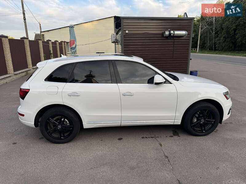 Позашляховик / Кросовер Audi Q5 2017 в Умані