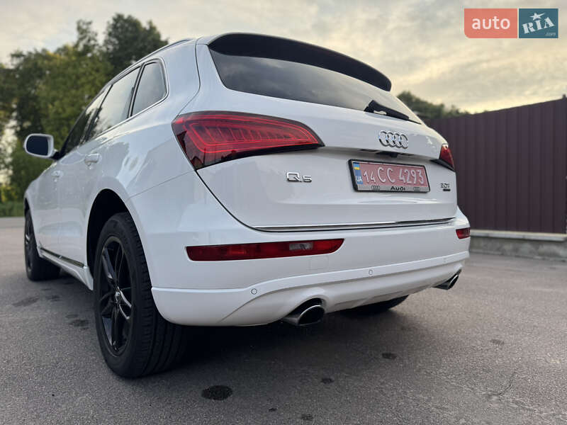 Позашляховик / Кросовер Audi Q5 2017 в Умані